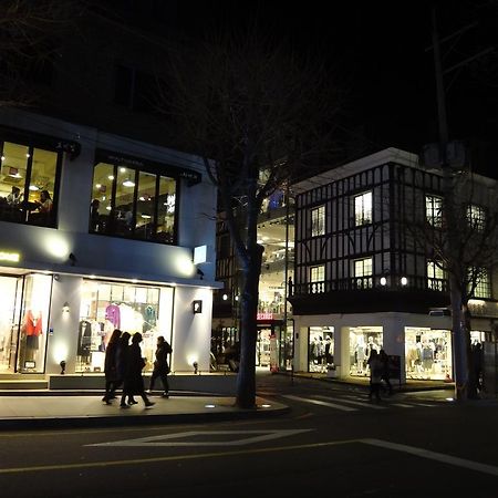 江南街路树珍娜套房酒店 首爾 外观 照片